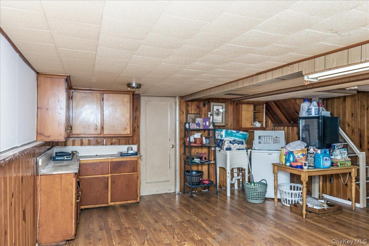 Single Family Cook Avenue Queens, NY 11379, MLS-984011-14