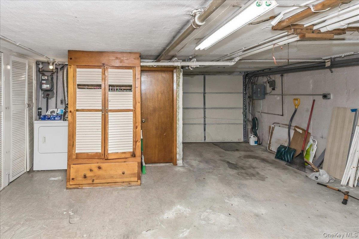 Single Family Cook Avenue Queens, NY 11379, MLS-984011-16