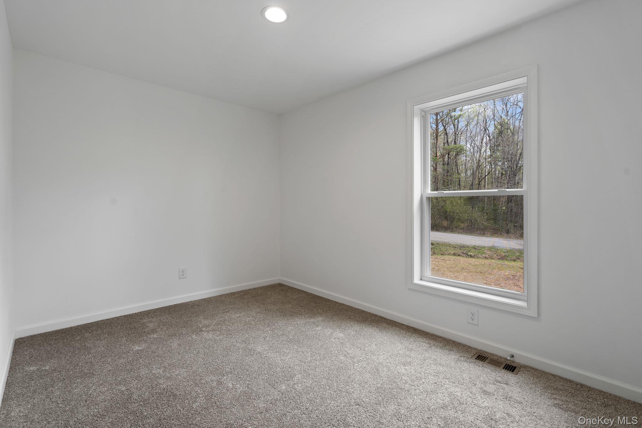 Single Family Pinehurst Drive E Sullivan County, NY 12754, MLS-984023-16