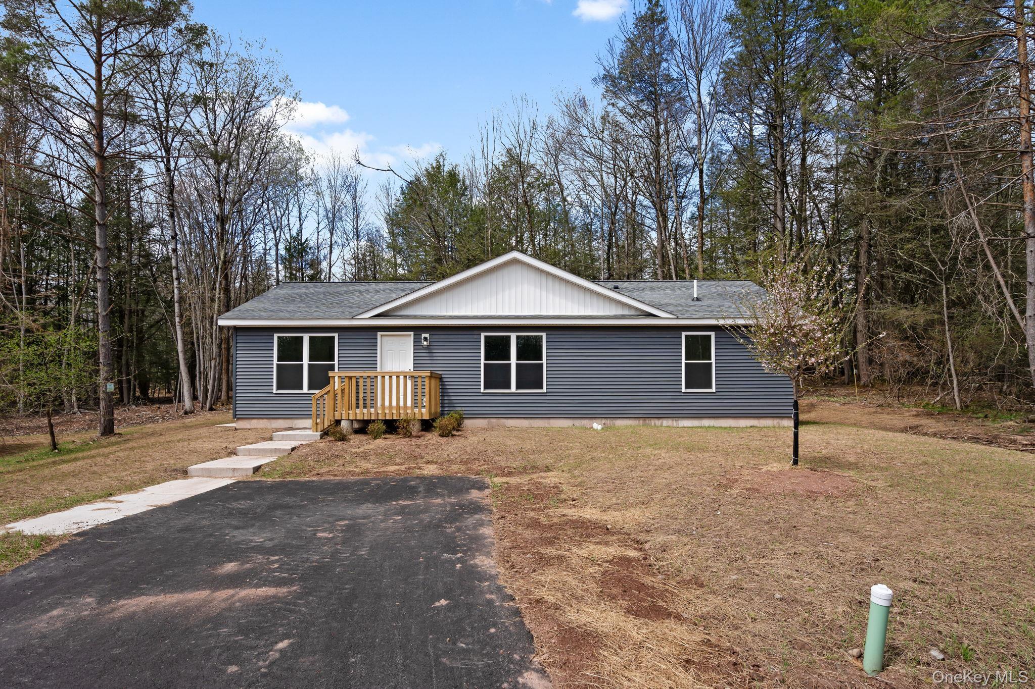 Single Family Pinehurst Drive E Sullivan County, NY 12754, MLS-984023-2