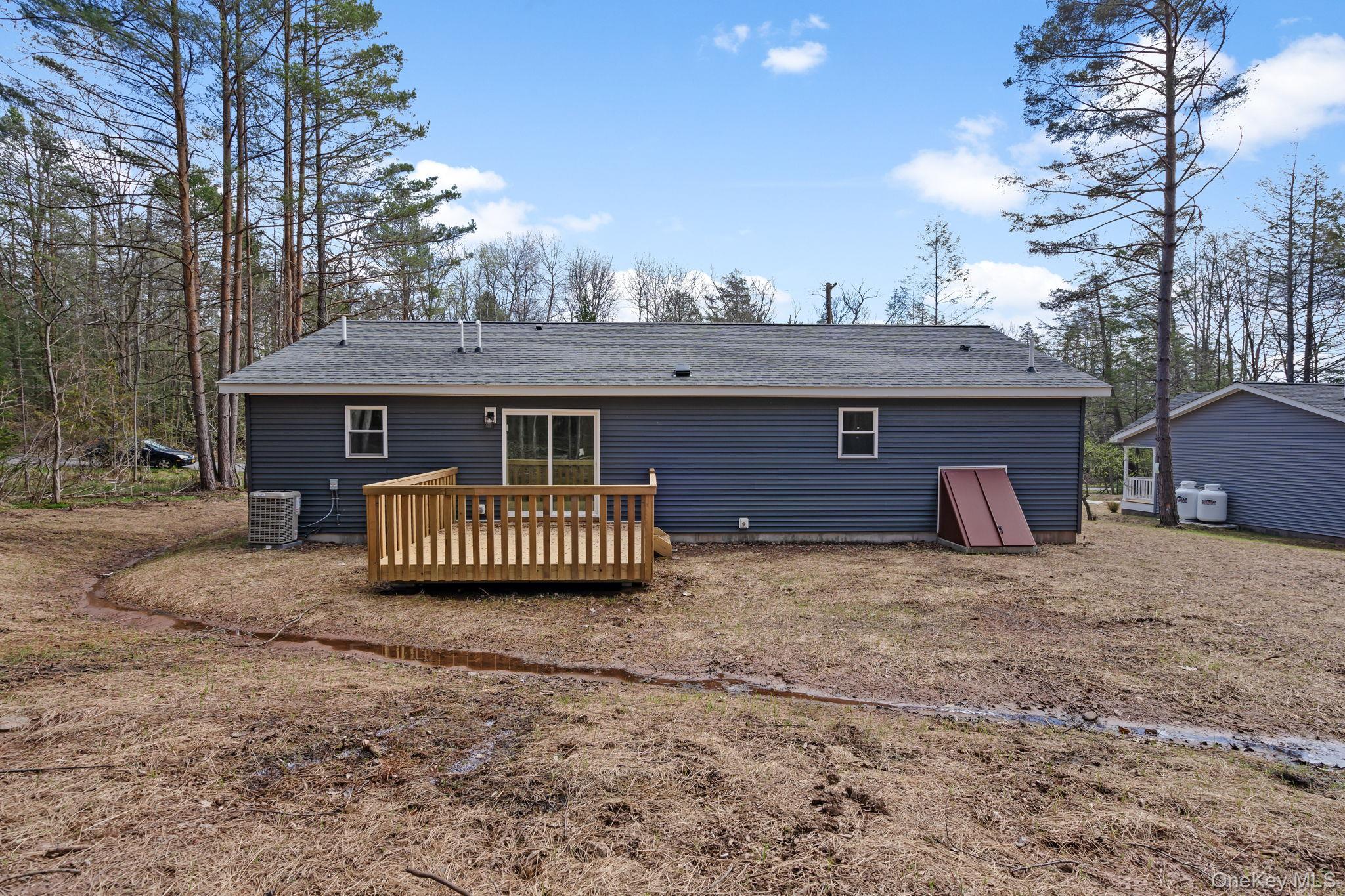 Single Family Pinehurst Drive E Sullivan County, NY 12754, MLS-984023-28