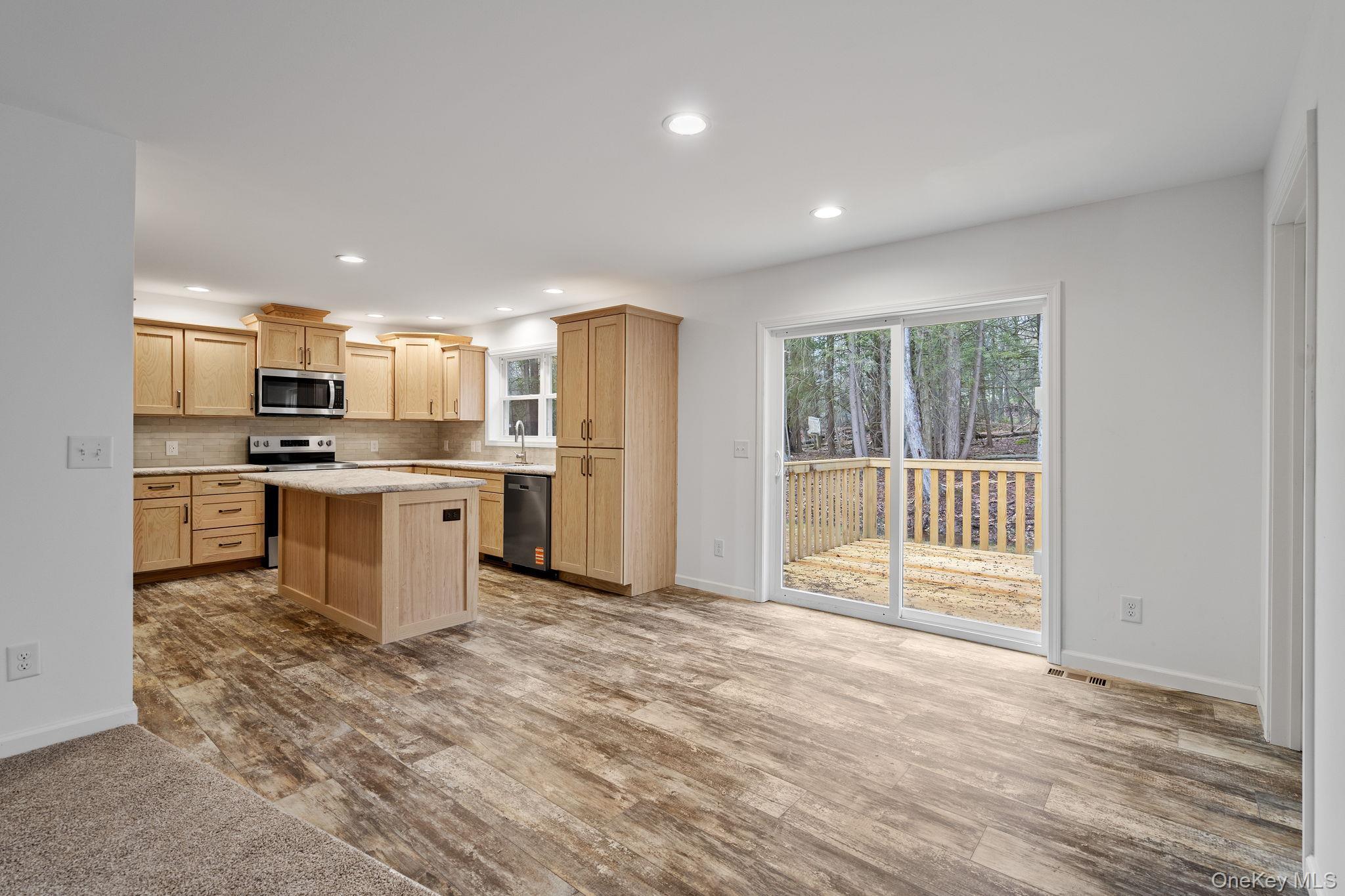 Single Family Pinehurst Drive W Sullivan County, NY 12754, MLS-984025-10