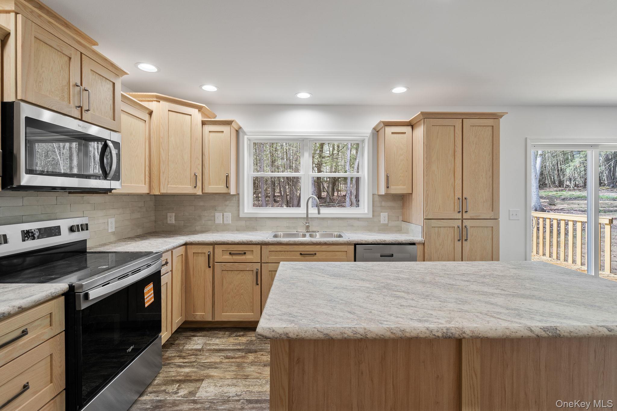Single Family Pinehurst Drive W Sullivan County, NY 12754, MLS-984025-16