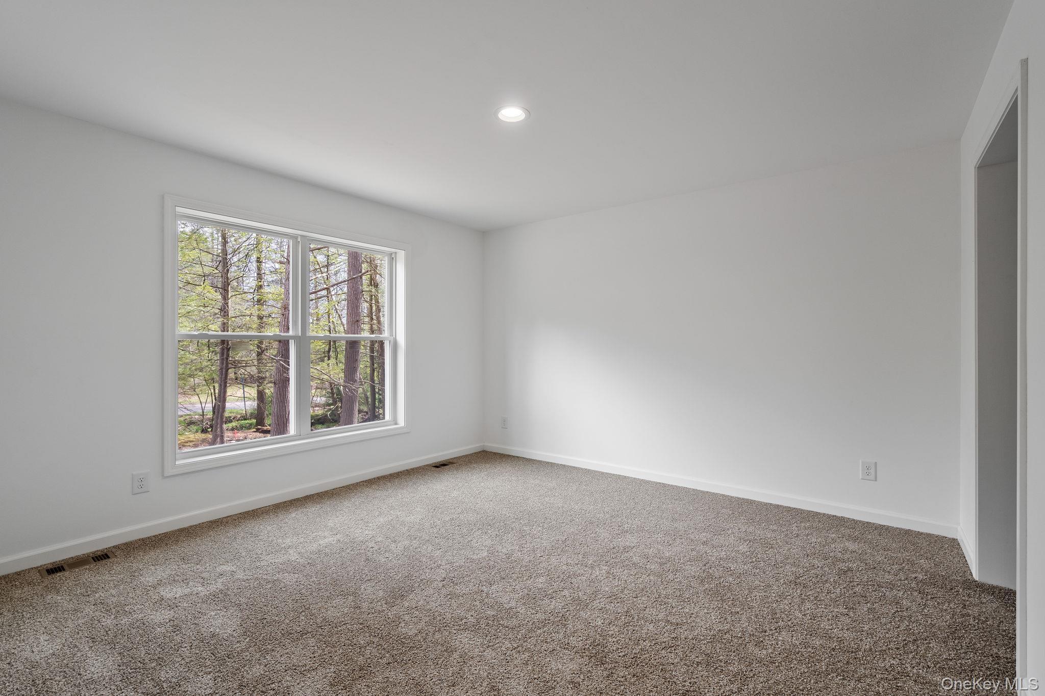 Single Family Pinehurst Drive W Sullivan County, NY 12754, MLS-984025-19