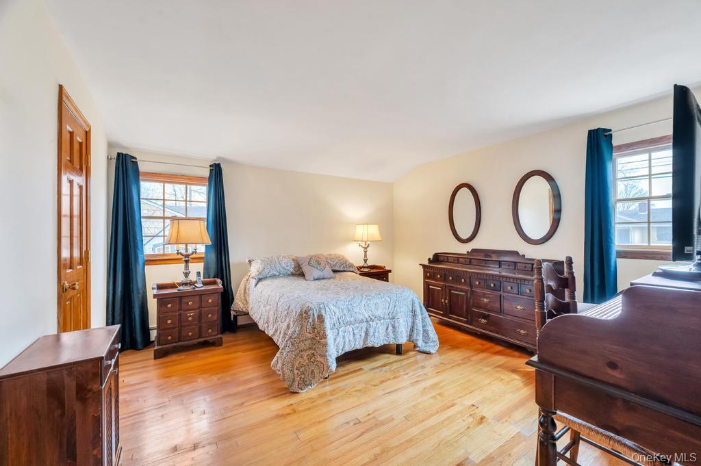 Single Family 6th  Suffolk County, NY 11780, MLS-984041-14