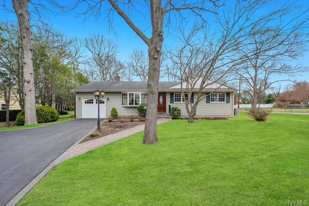 Single Family 6th  Suffolk County, NY 11780, MLS-984041-2