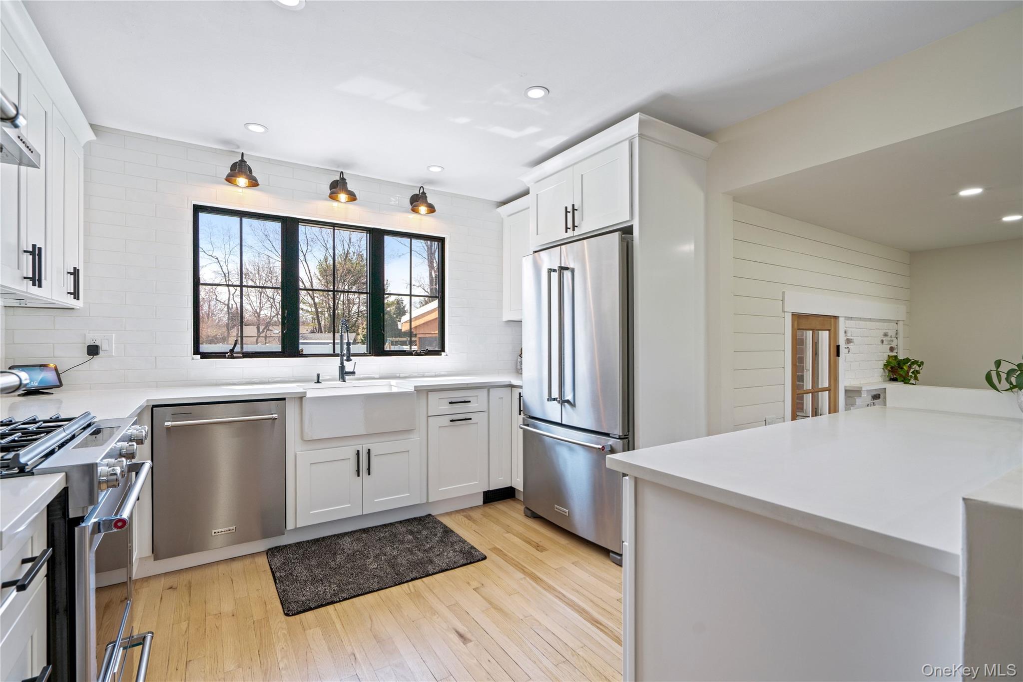 Single Family Bartley  Suffolk County, NY 11796, MLS-984052-10