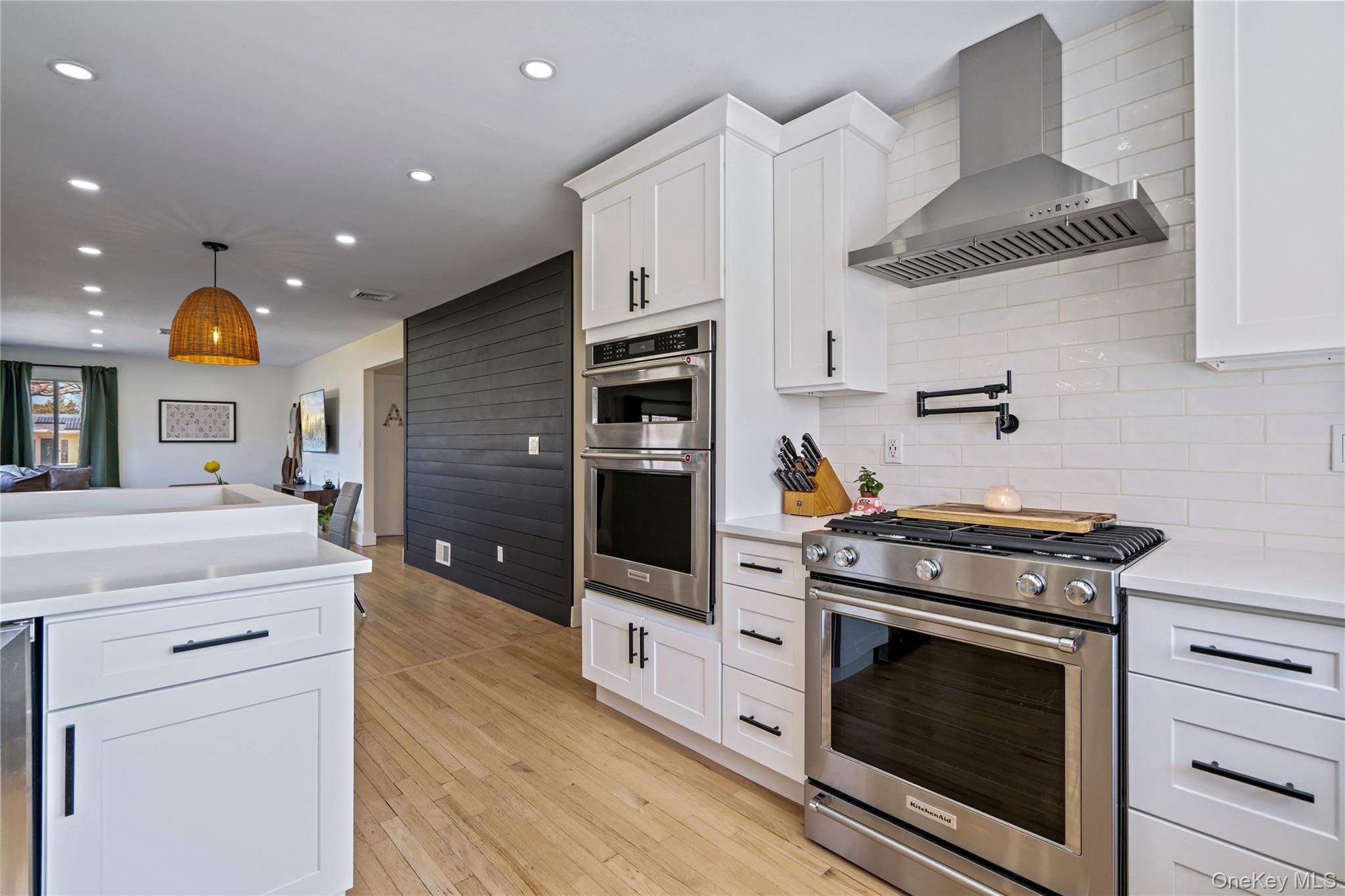 Single Family Bartley  Suffolk County, NY 11796, MLS-984052-12