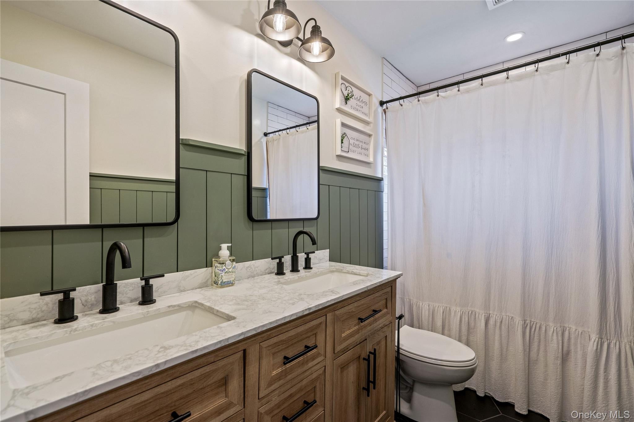 Single Family Bartley  Suffolk County, NY 11796, MLS-984052-21