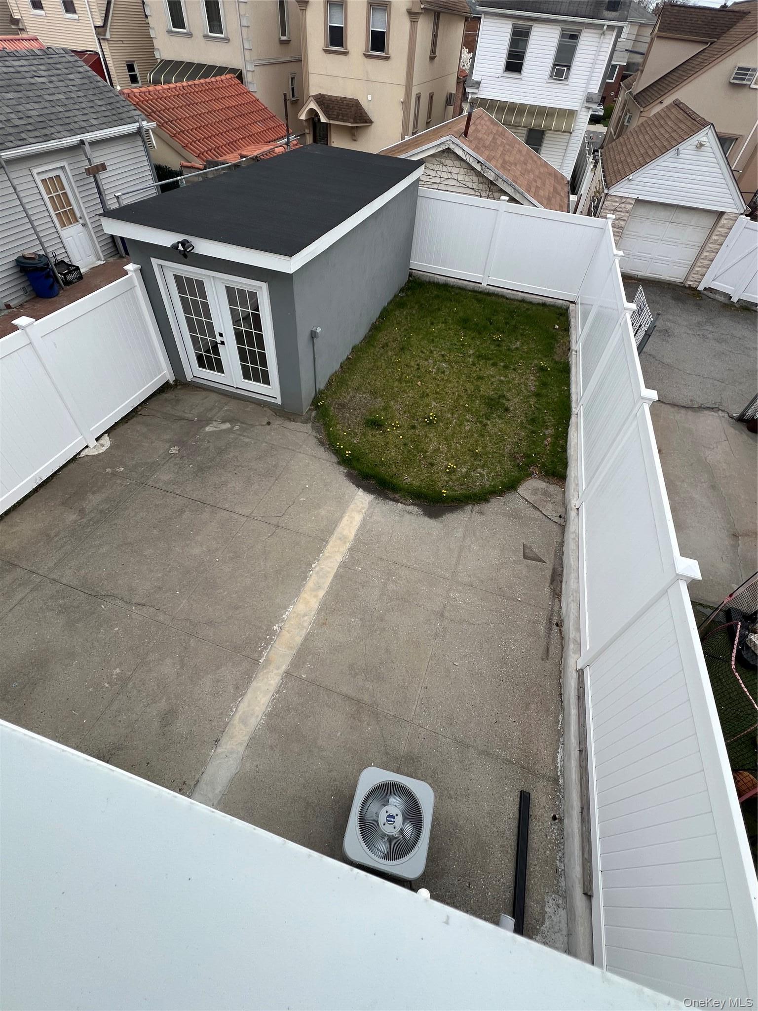 Single Family 20th Road  Queens, NY 11357, MLS-984063-24