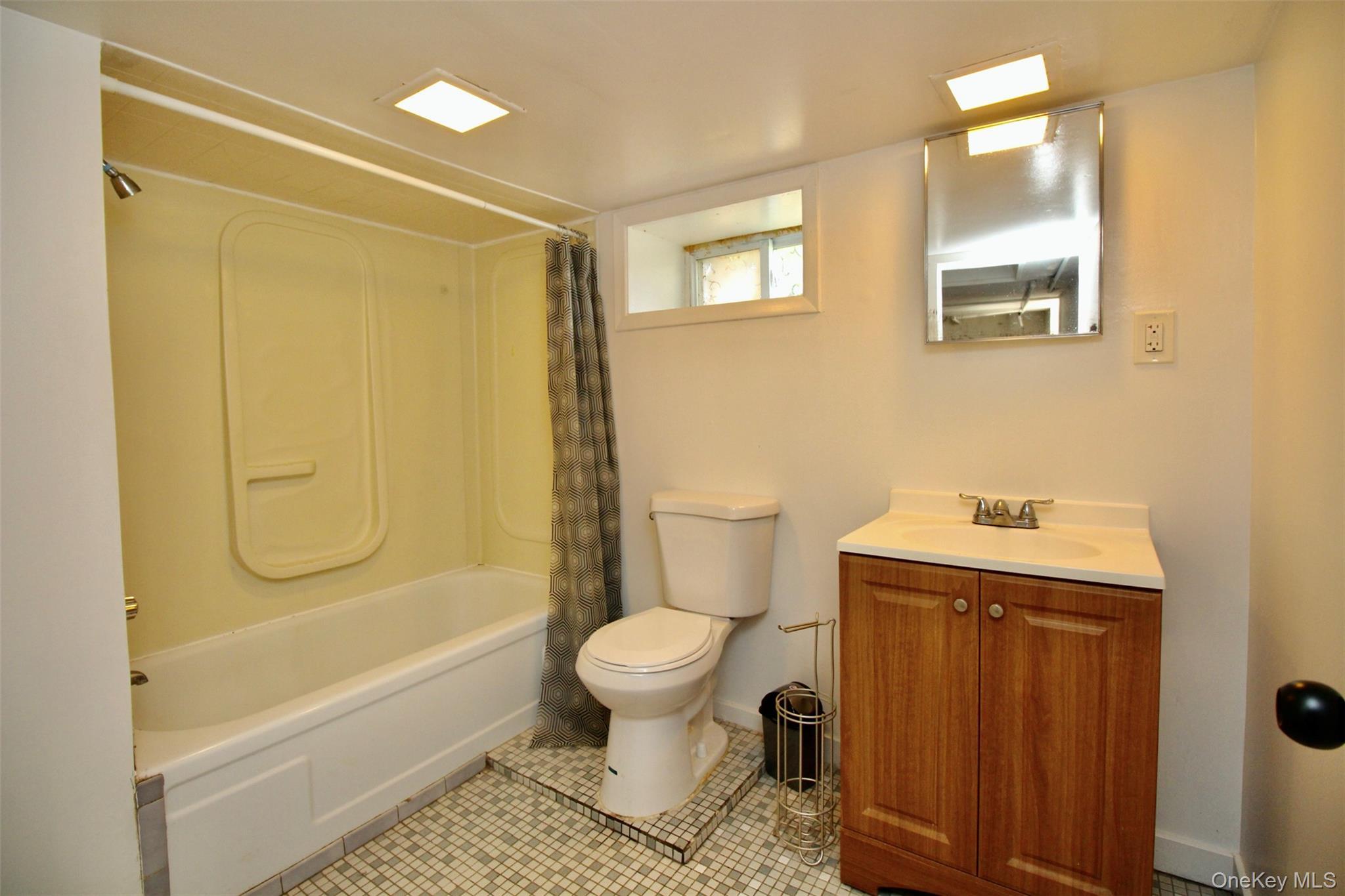 Apartment Schoolhouse  Orange County, NY 10987, MLS-984066-7