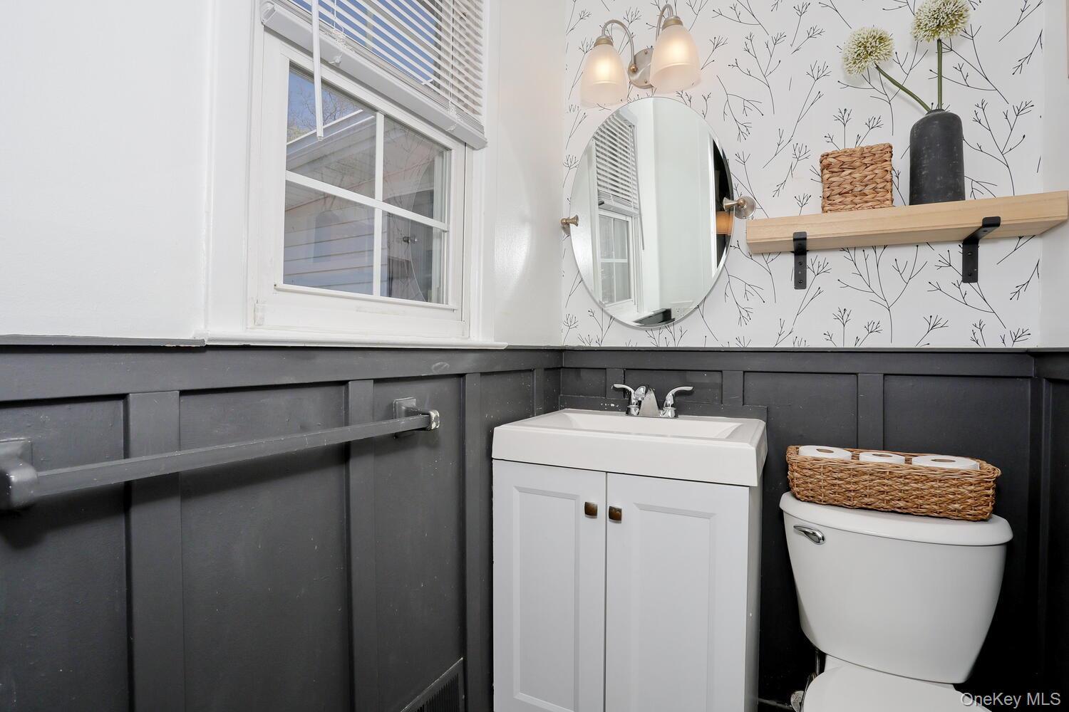 Single Family Eastlake  Rockland County, NY 10984, MLS-984069-24