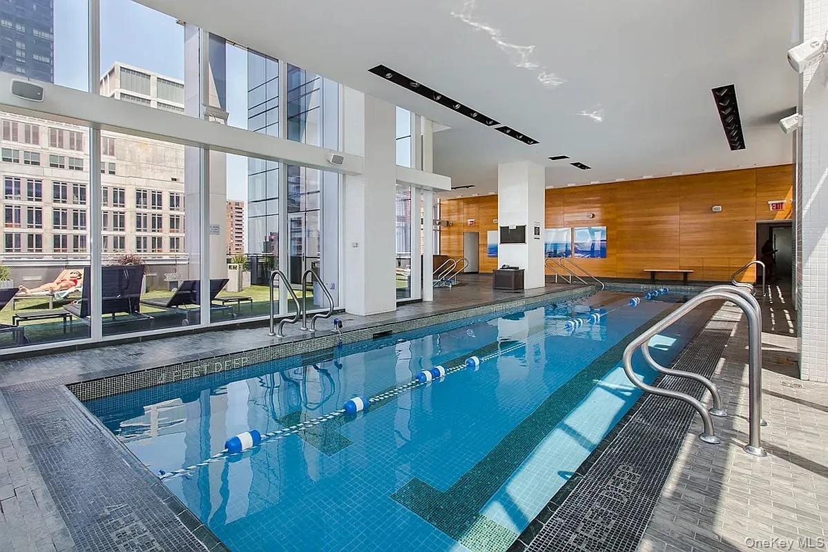 Condo West 42nd Street  Manhattan, NY 10036, MLS-984083-15