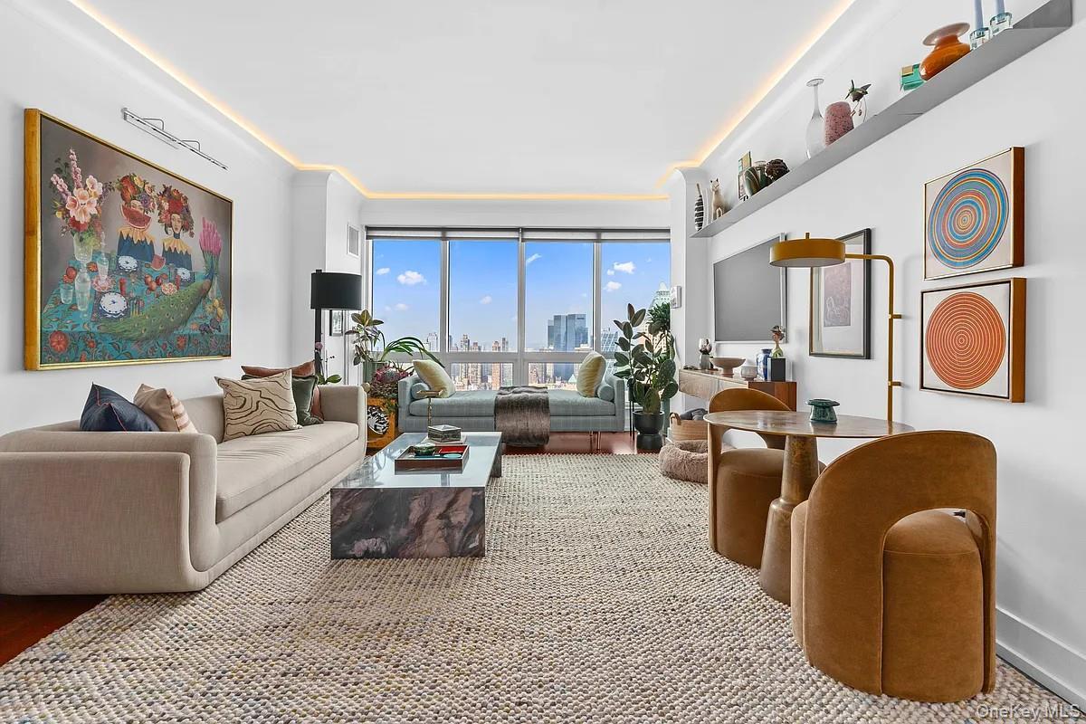 Condo West 42nd Street  Manhattan, NY 10036, MLS-984083-2