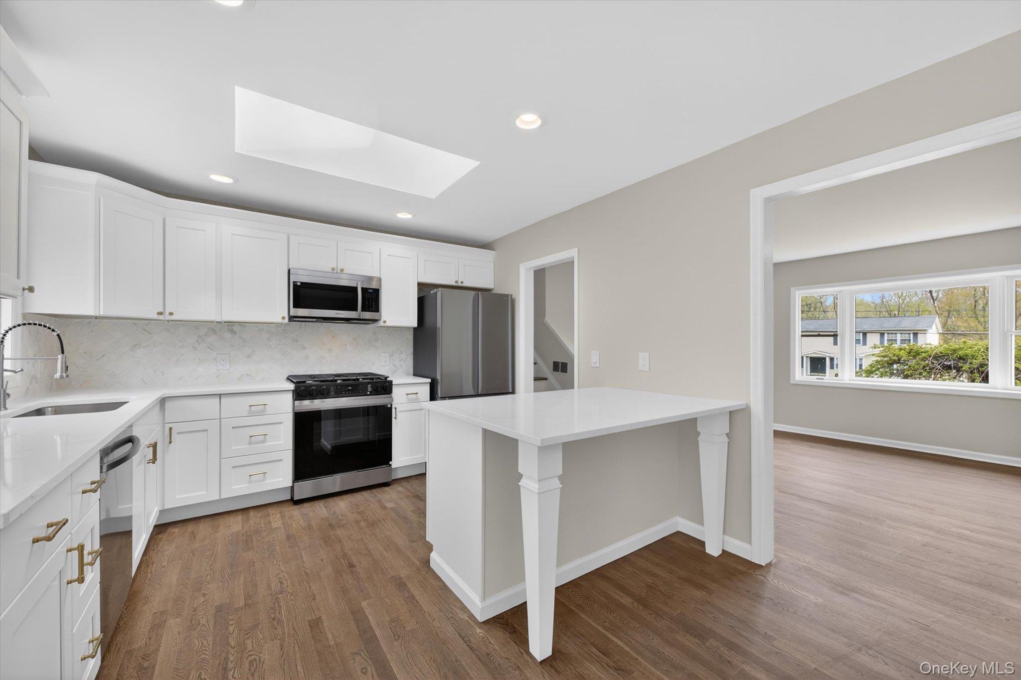 Single Family Somerston  Westchester County, NY 10598, MLS-984087-4