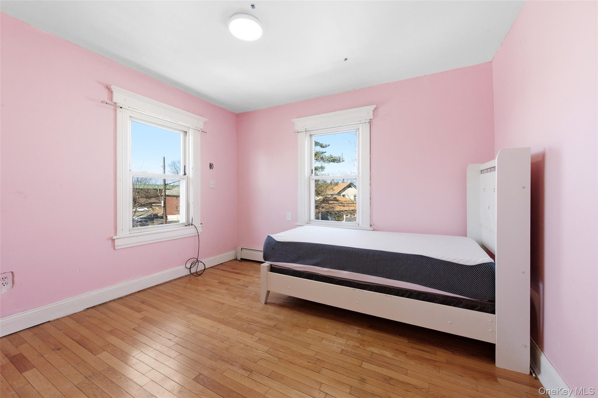 Single Family Oak  Nassau County, NY 11550, MLS-984091-19