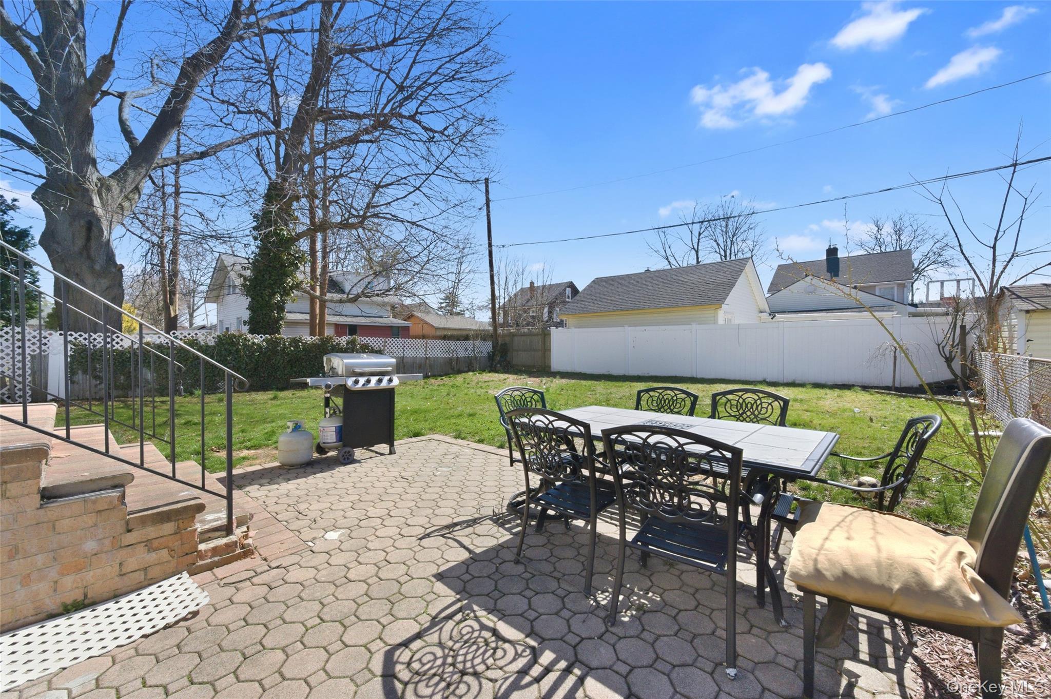 Single Family Oak  Nassau County, NY 11550, MLS-984091-27