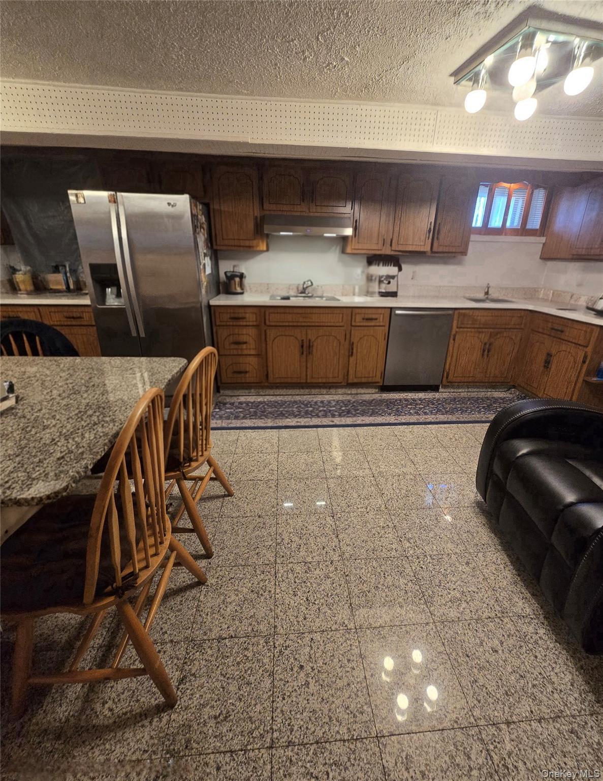 Single Family Albert Queens, NY 11417, MLS-984115-16