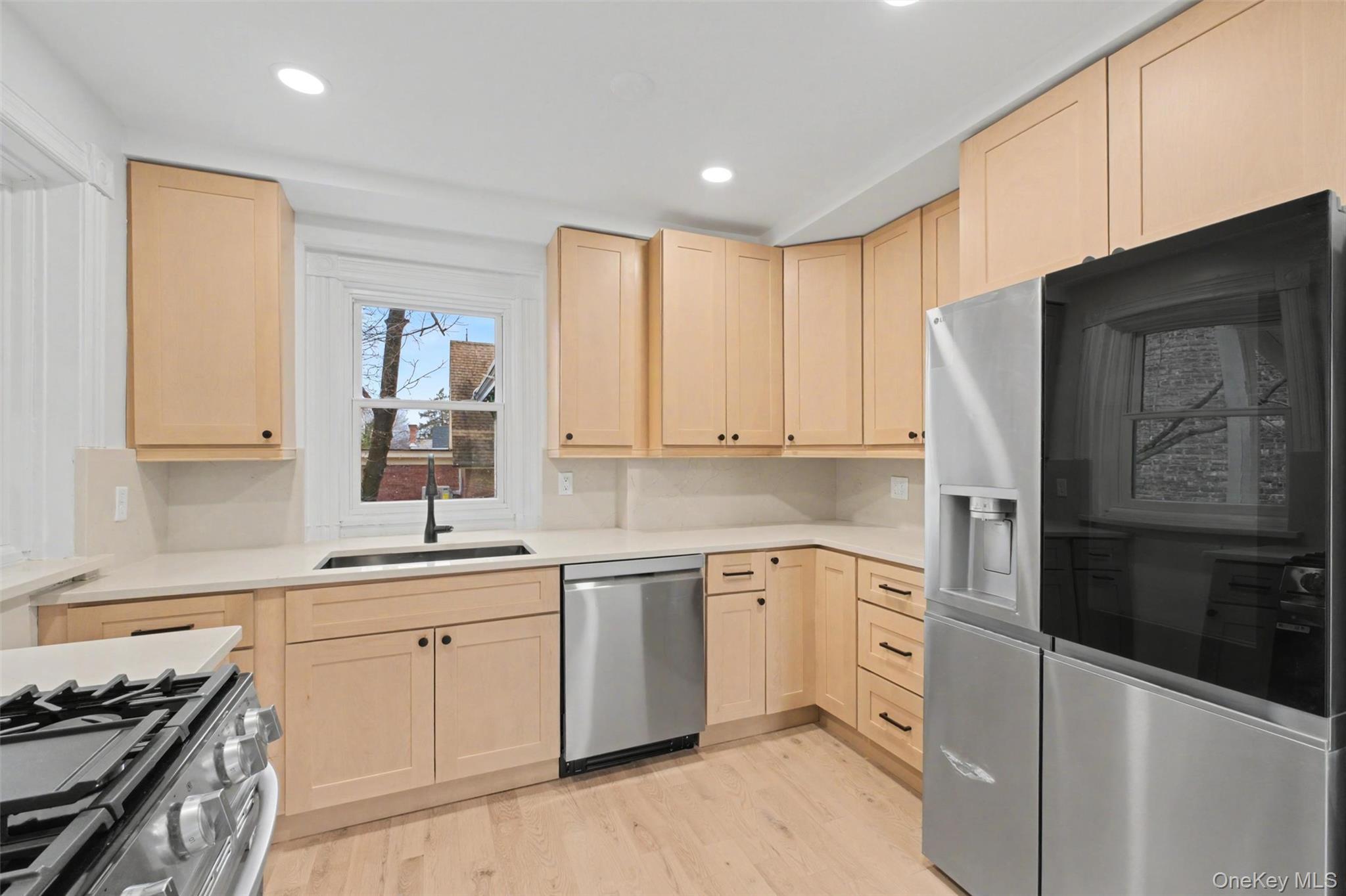 Single Family 3rd  Orange County, NY 12550, MLS-984117-25