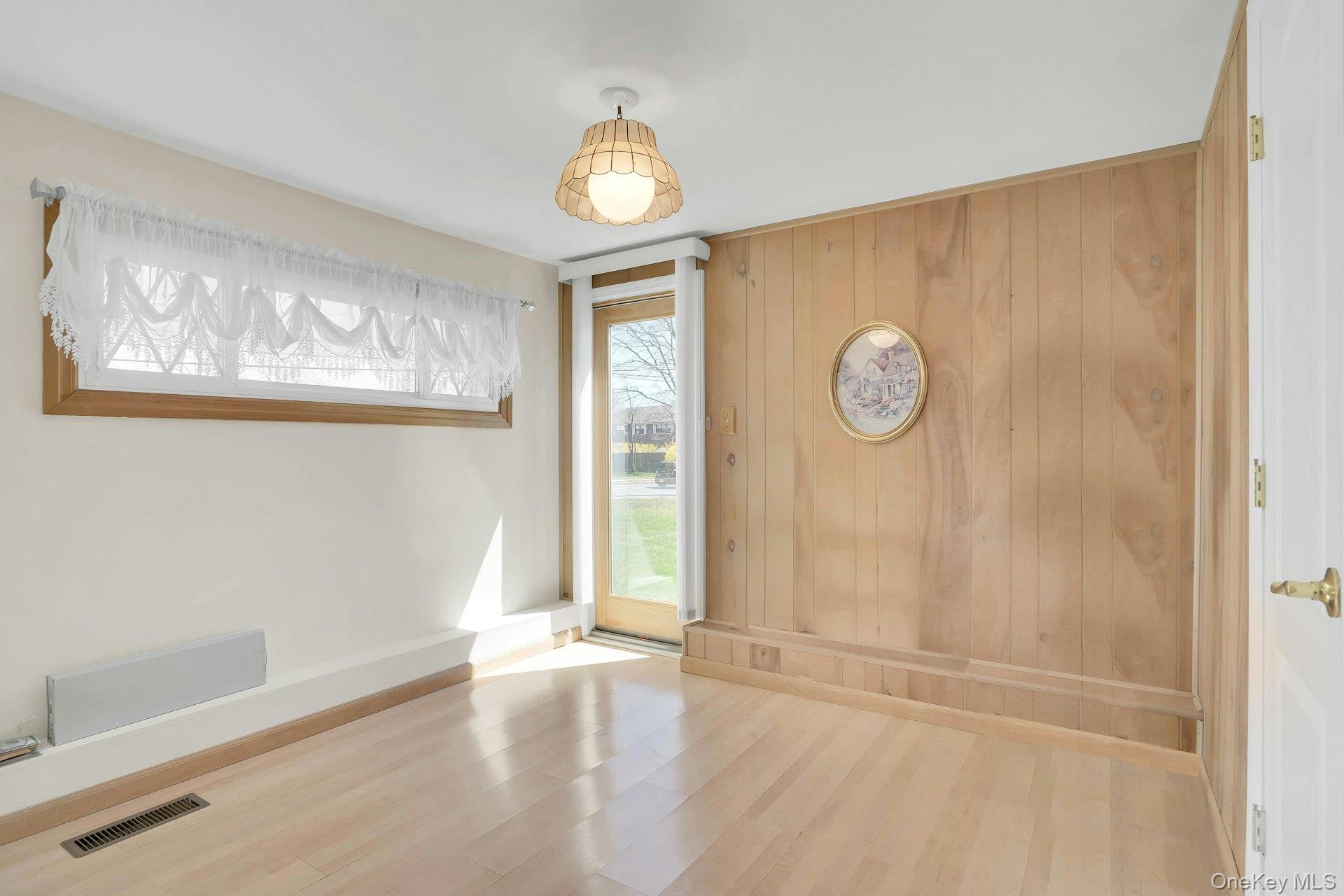 Single Family 5th  Suffolk County, NY 11729, MLS-984119-13