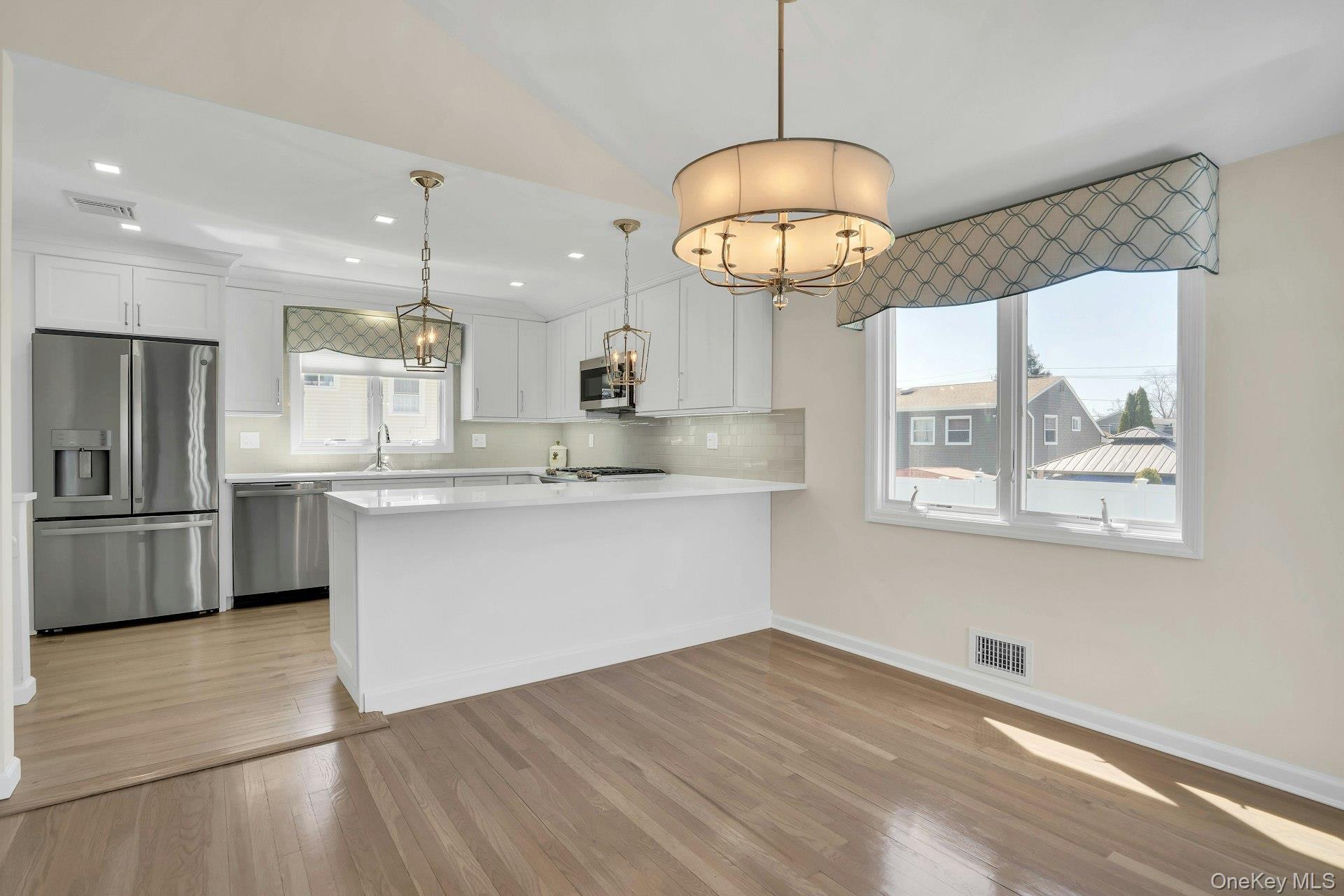 Single Family 5th  Suffolk County, NY 11729, MLS-984119-21