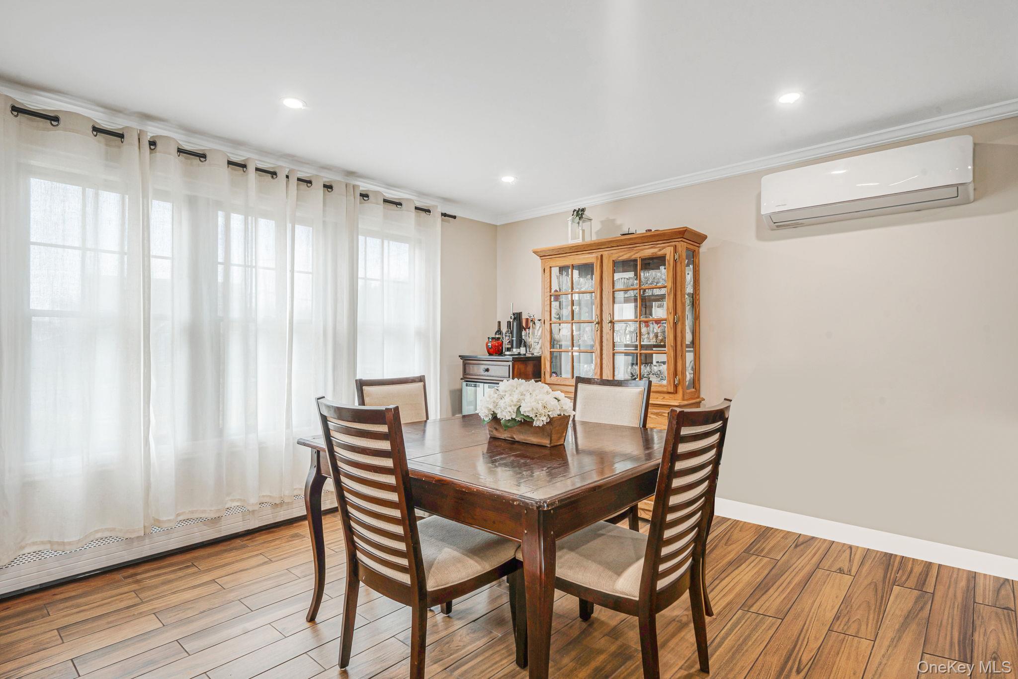 Single Family Copper  Nassau County, NY 11756, MLS-984142-13