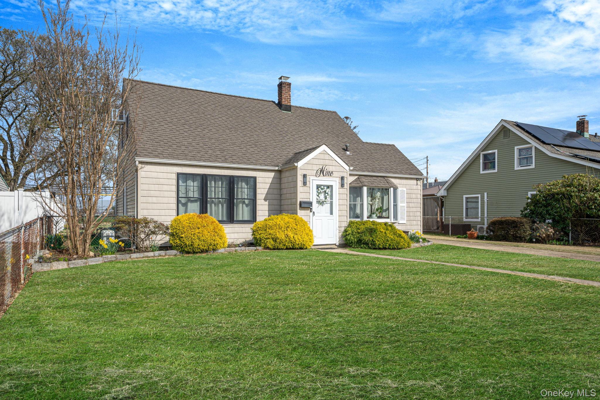 Single Family Copper  Nassau County, NY 11756, MLS-984142-3