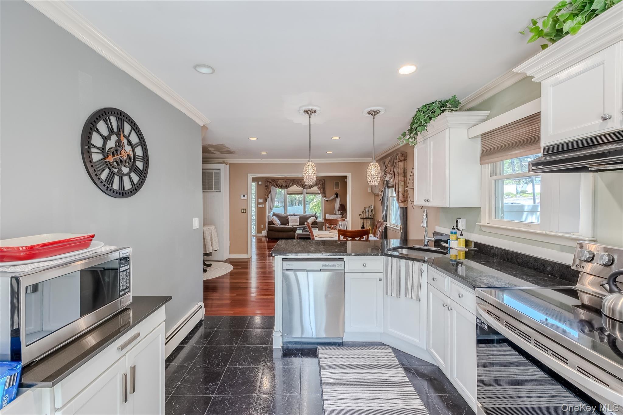 Single Family Awixa  Suffolk County, NY 11784, MLS-984152-16