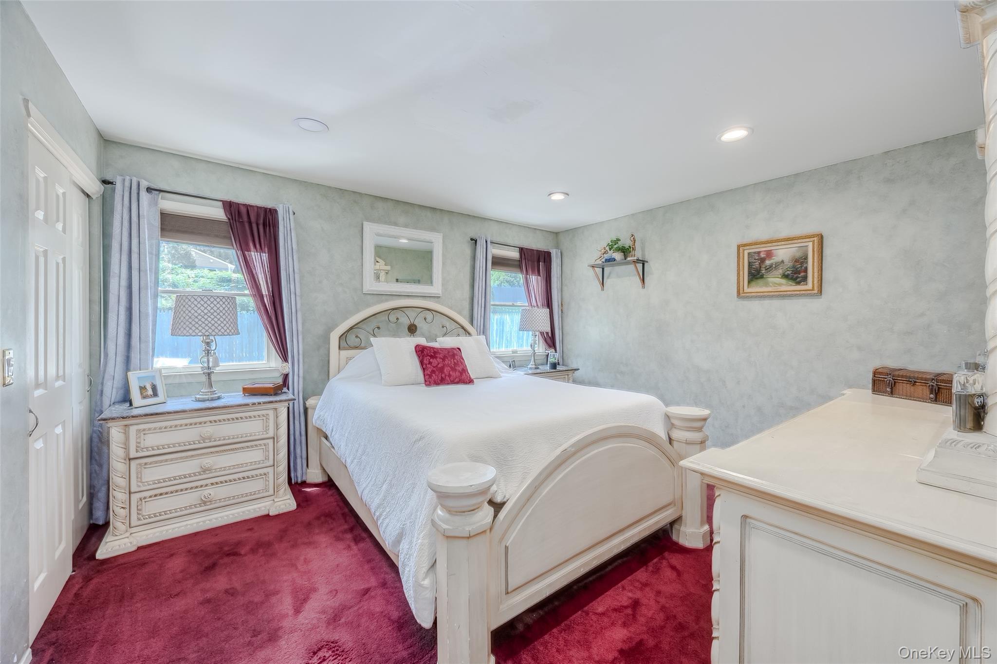 Single Family Awixa  Suffolk County, NY 11784, MLS-984152-20