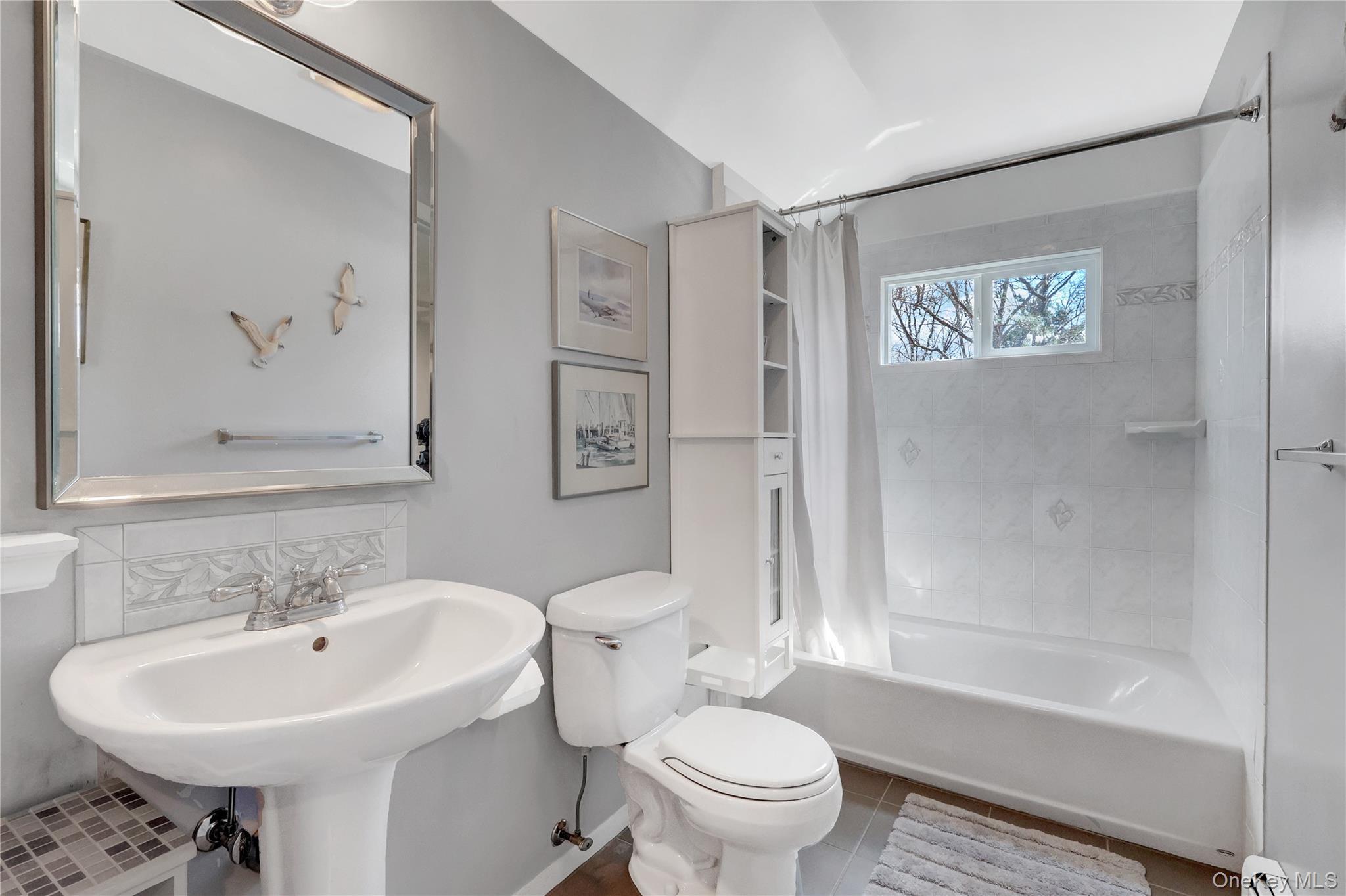 Single Family Sycamore  Suffolk County, NY 11716, MLS-984162-16