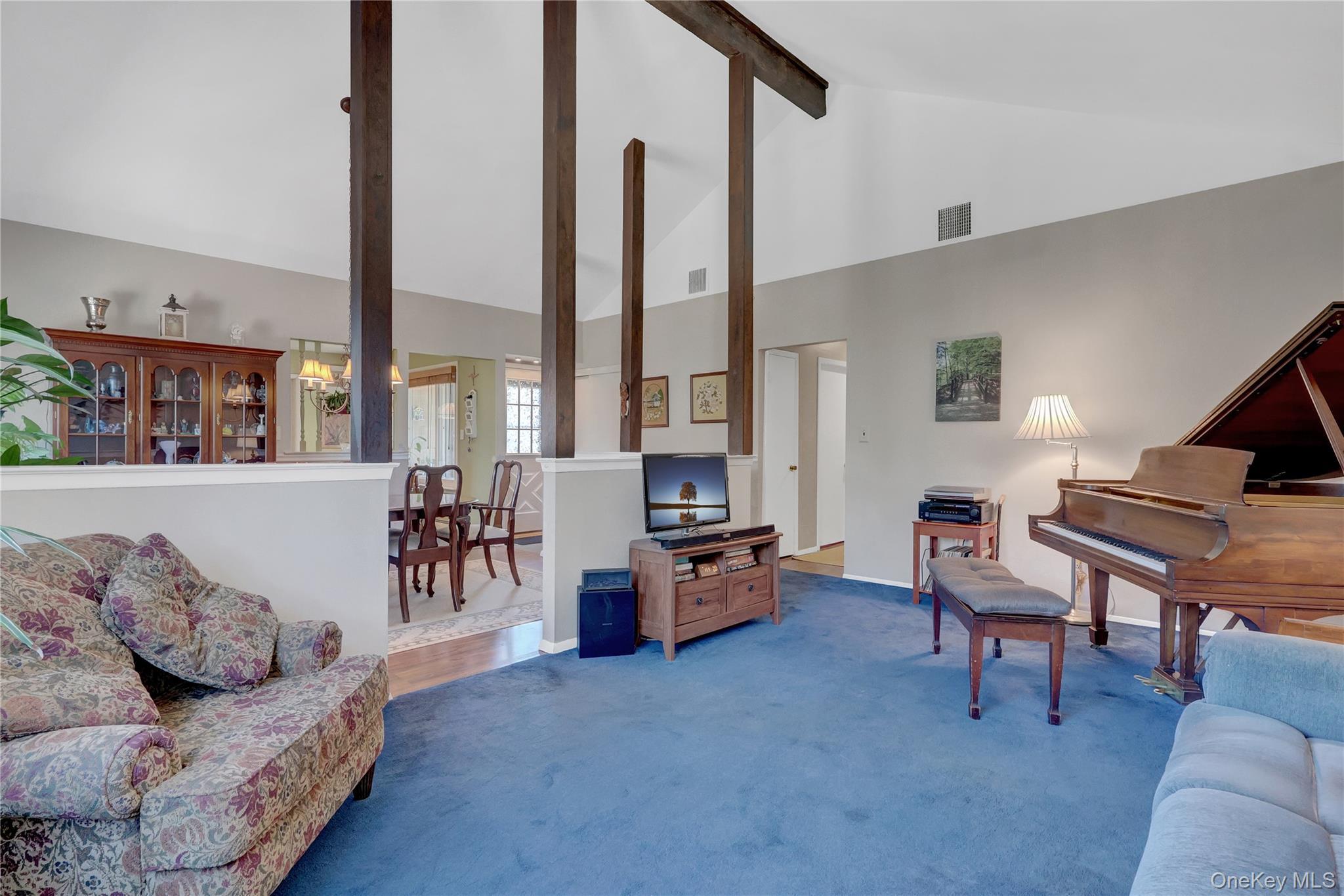 Single Family Sycamore  Suffolk County, NY 11716, MLS-984162-5