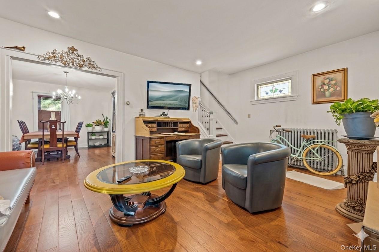 Single Family Newhall  Queens, NY 11422, MLS-984165-2