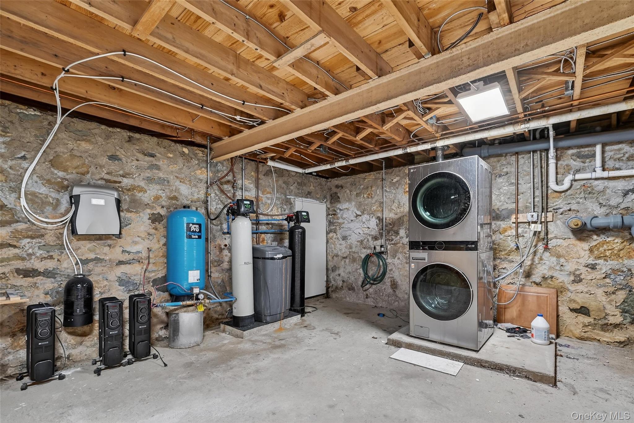 Single Family Highland  Orange County, NY 10950, MLS-984201-34