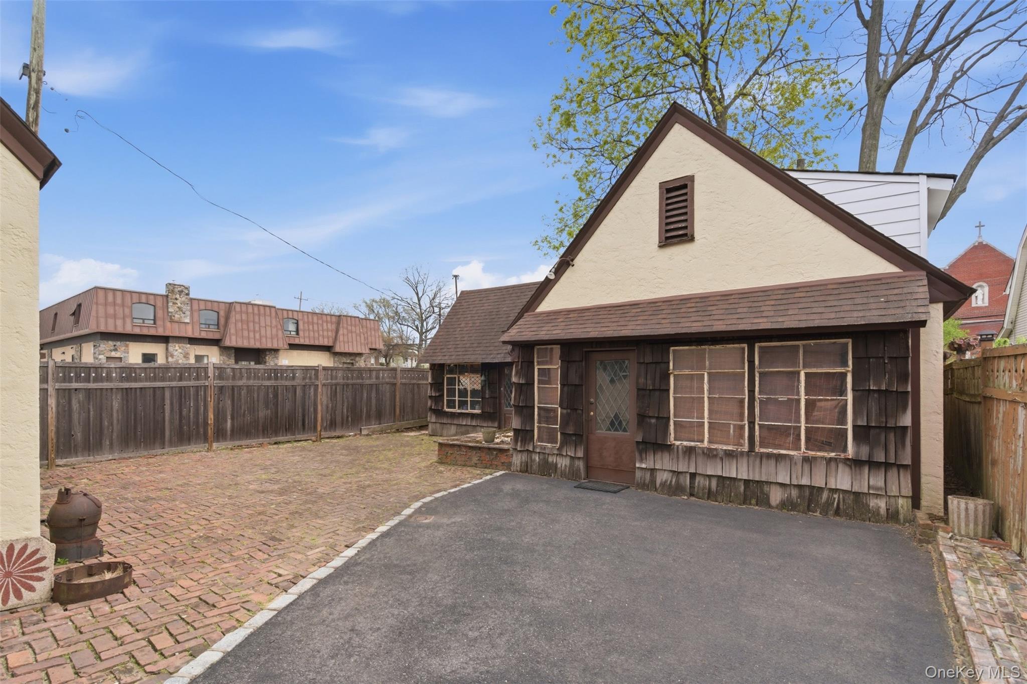 Single Family Iris  Nassau County, NY 11001, MLS-984210-19