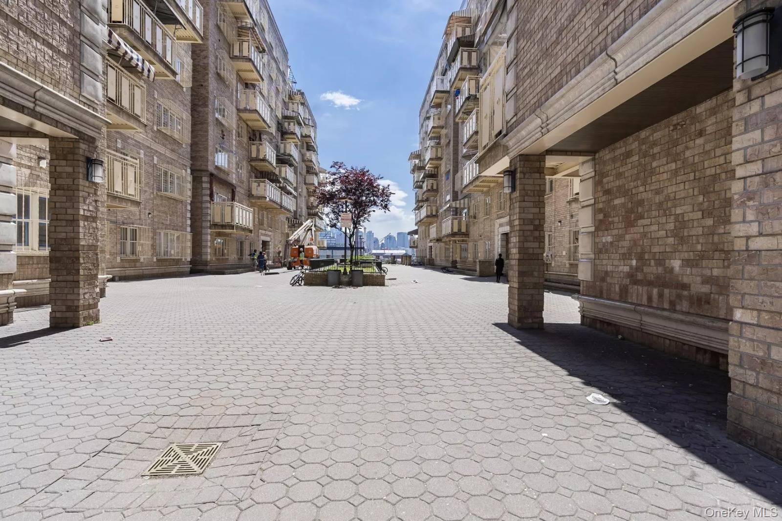 Condo Wythe  Brooklyn, NY 11249, MLS-984213-2