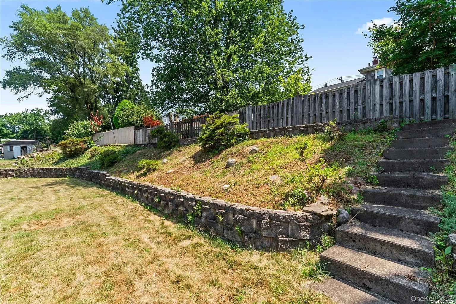 Single Family Valley View  Rockland County, NY 10901, MLS-984219-17