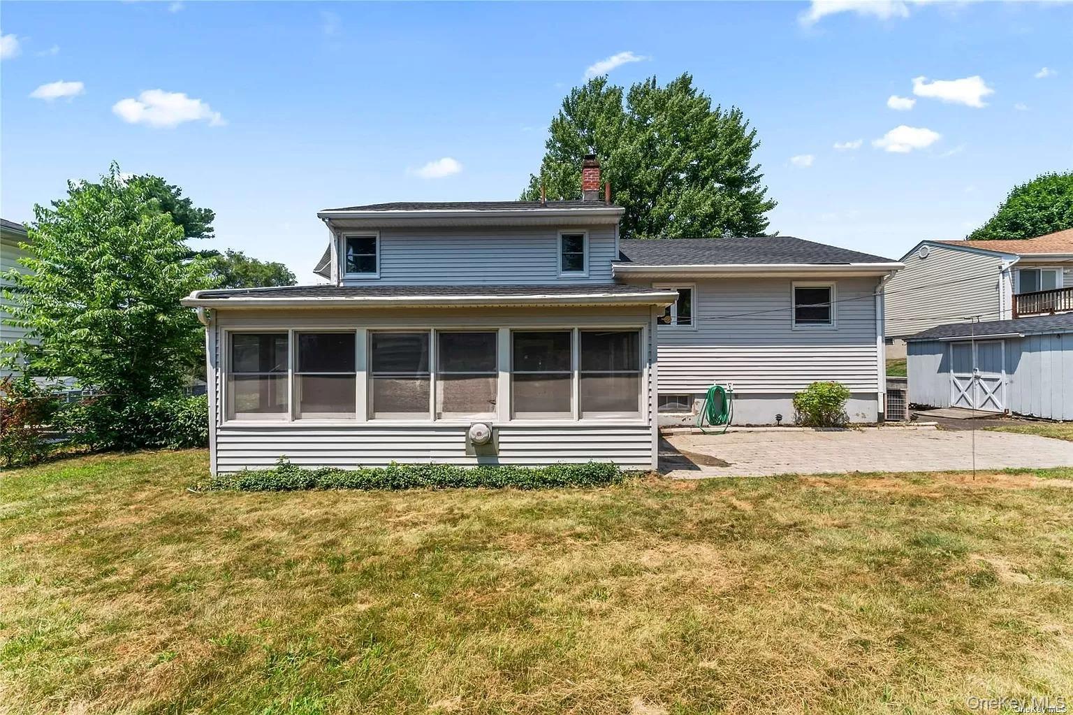 Single Family Valley View  Rockland County, NY 10901, MLS-984219-18