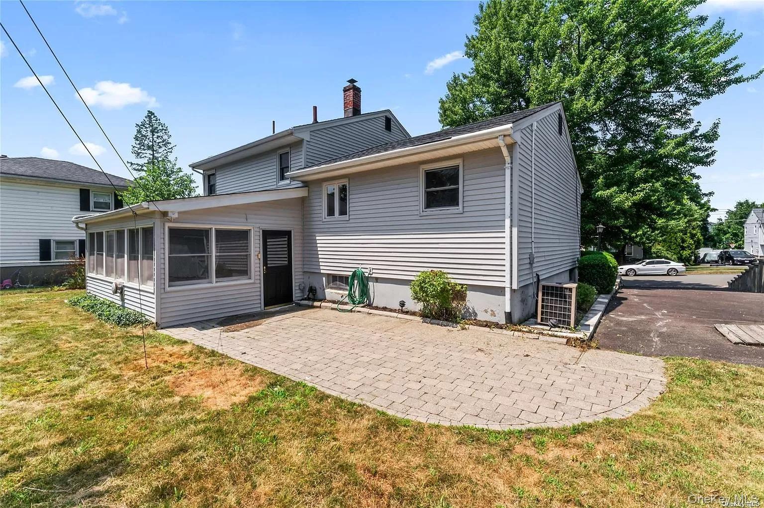 Single Family Valley View  Rockland County, NY 10901, MLS-984219-19