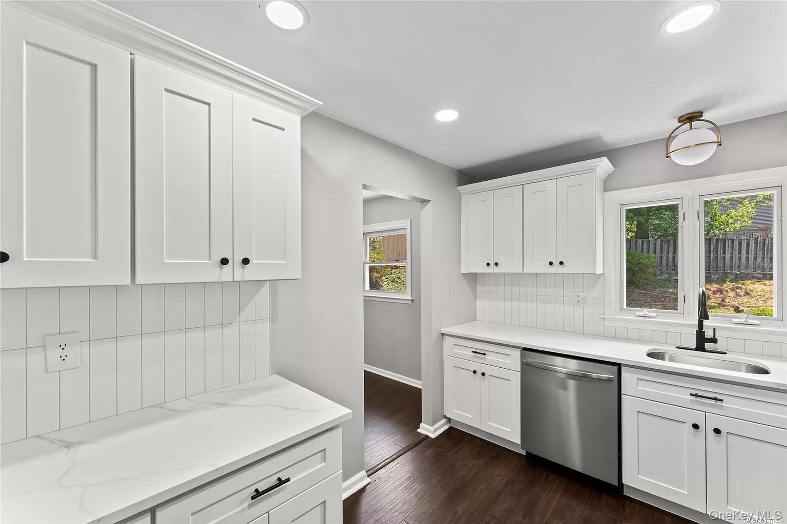 Single Family Valley View  Rockland County, NY 10901, MLS-984219-6