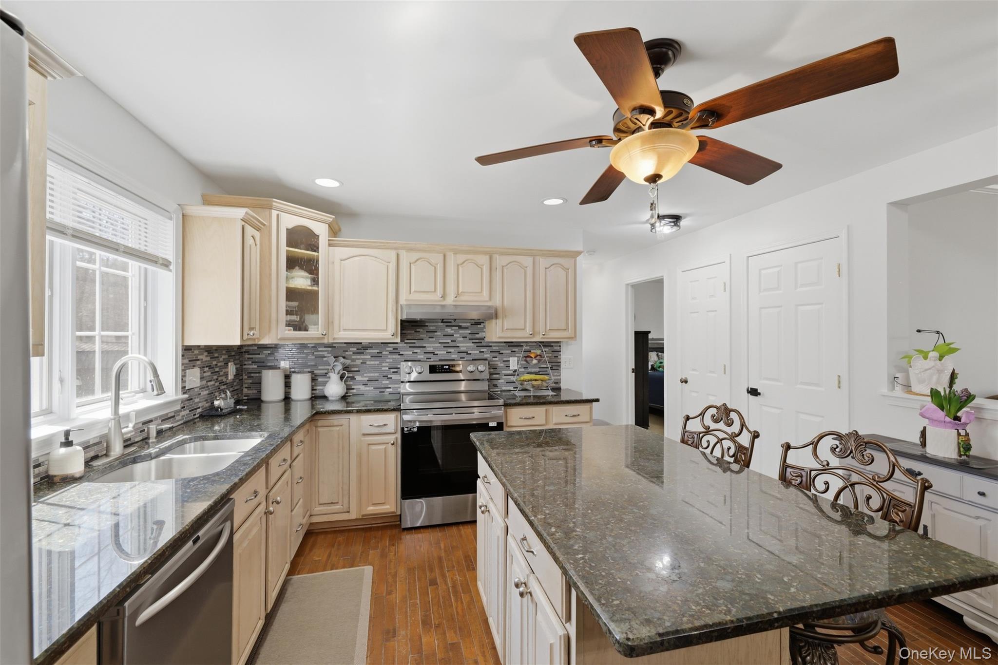 Single Family Us Route 209  Orange County, NY 12729, MLS-984238-9