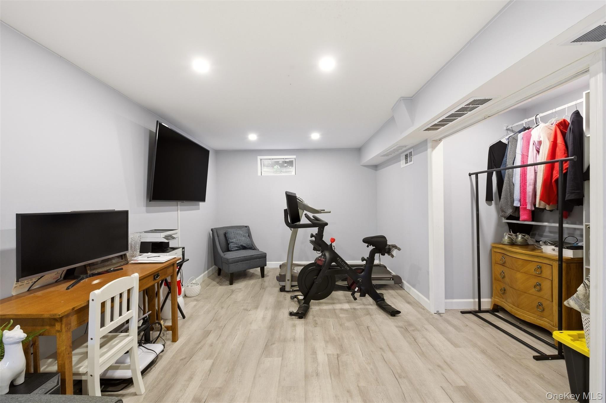 Single Family Delmar Avenue  Nassau County, NY 11010, MLS-984249-18