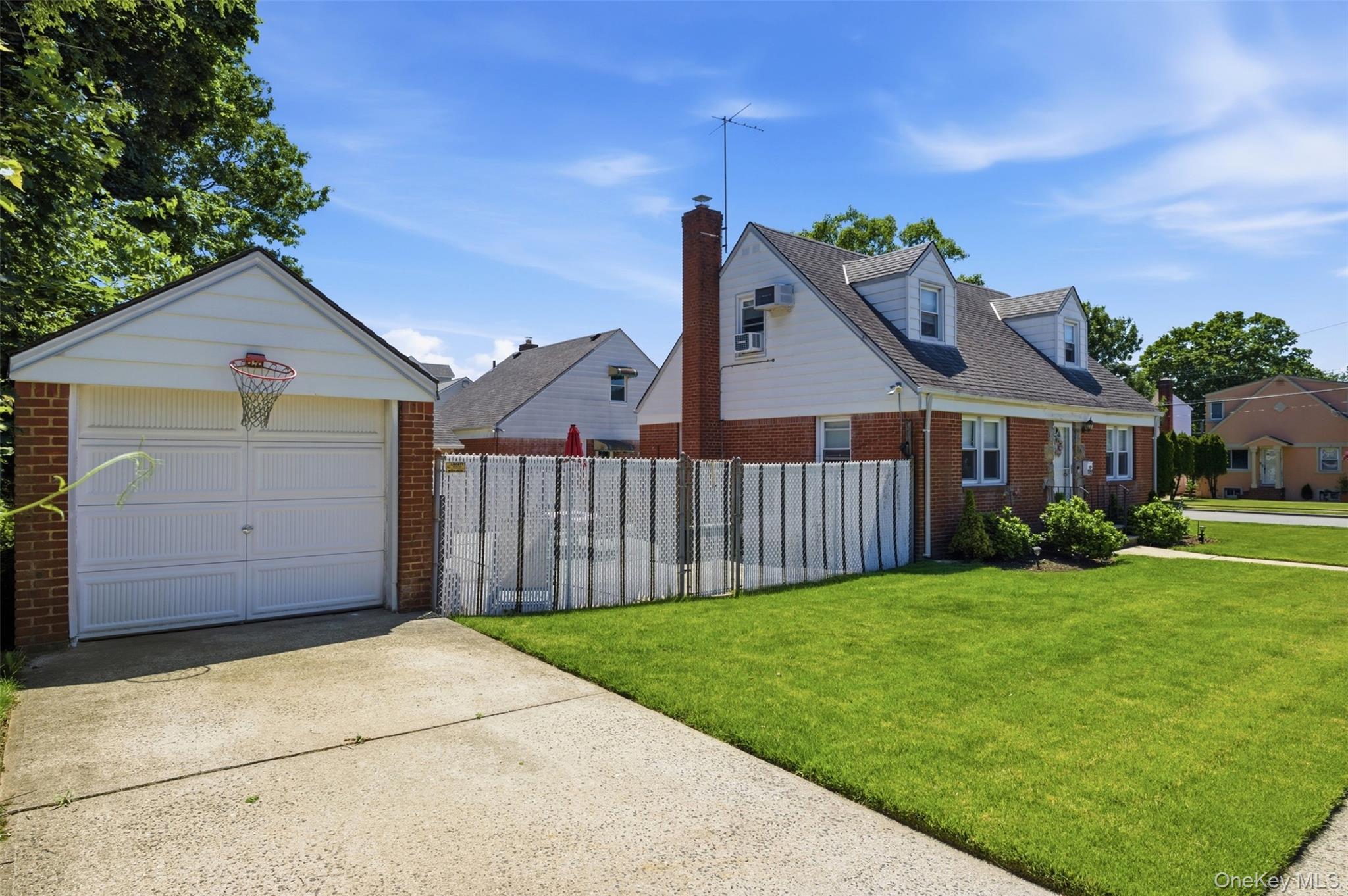 Single Family Delmar Avenue  Nassau County, NY 11010, MLS-984249-26