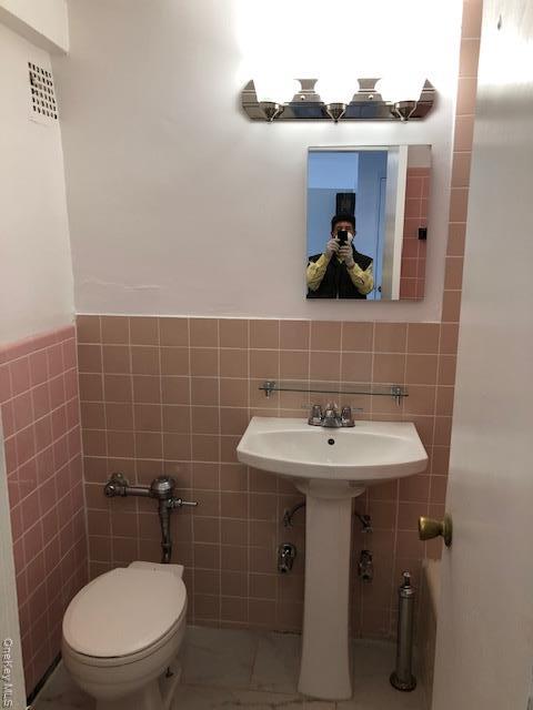 Apartment 175  Queens, NY 11432, MLS-984253-9