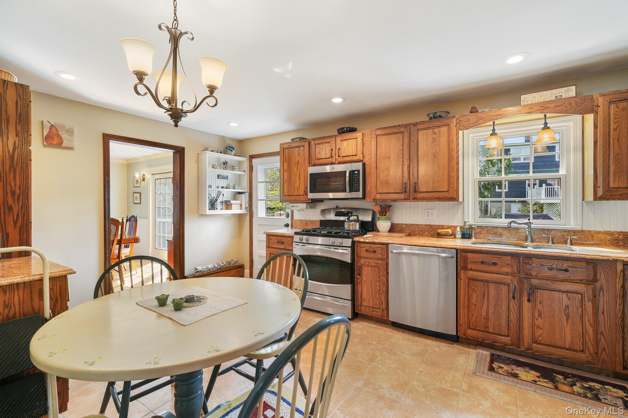 Single Family Grand  Rockland County, NY 10983, MLS-984254-18