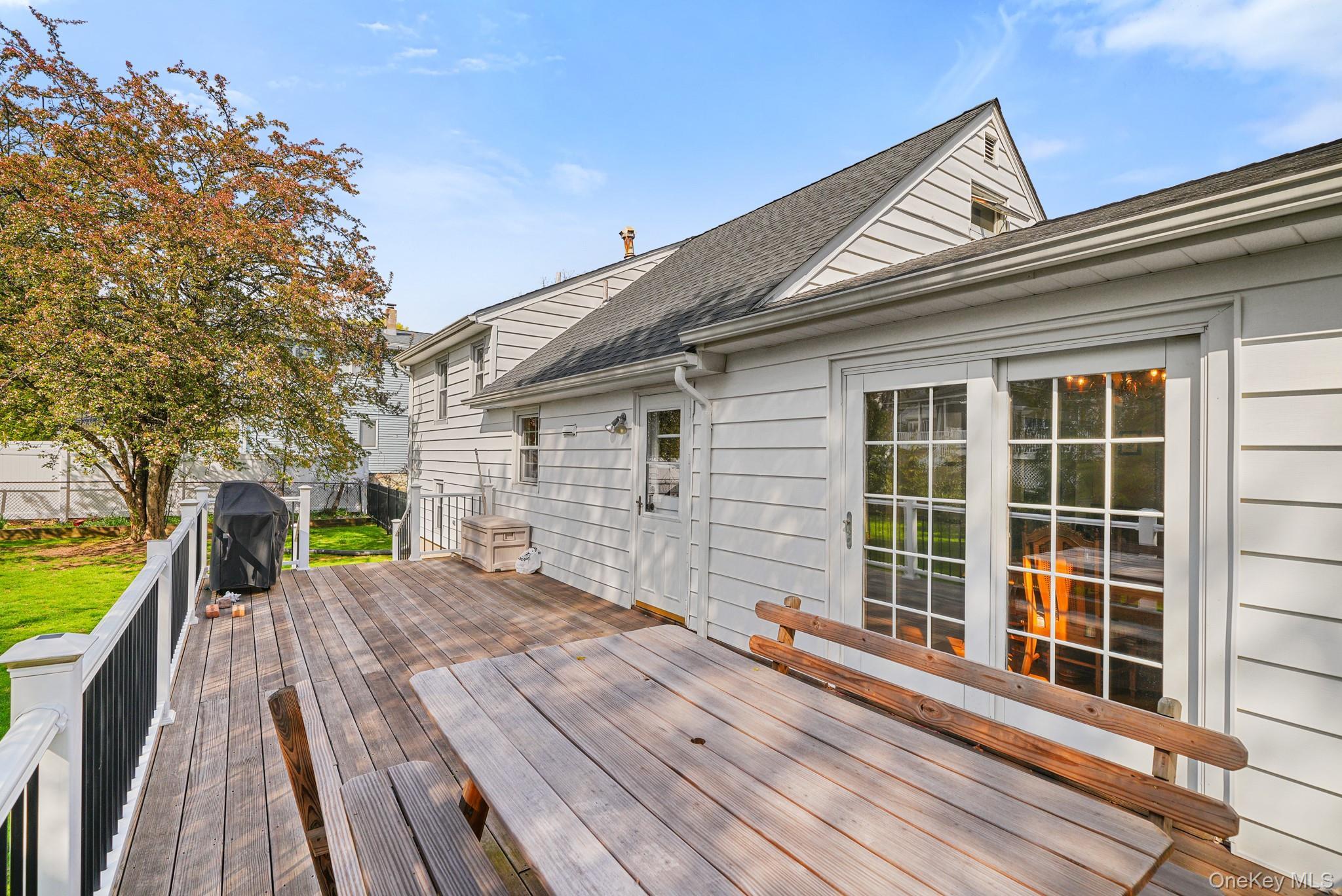 Single Family Grand  Rockland County, NY 10983, MLS-984254-34