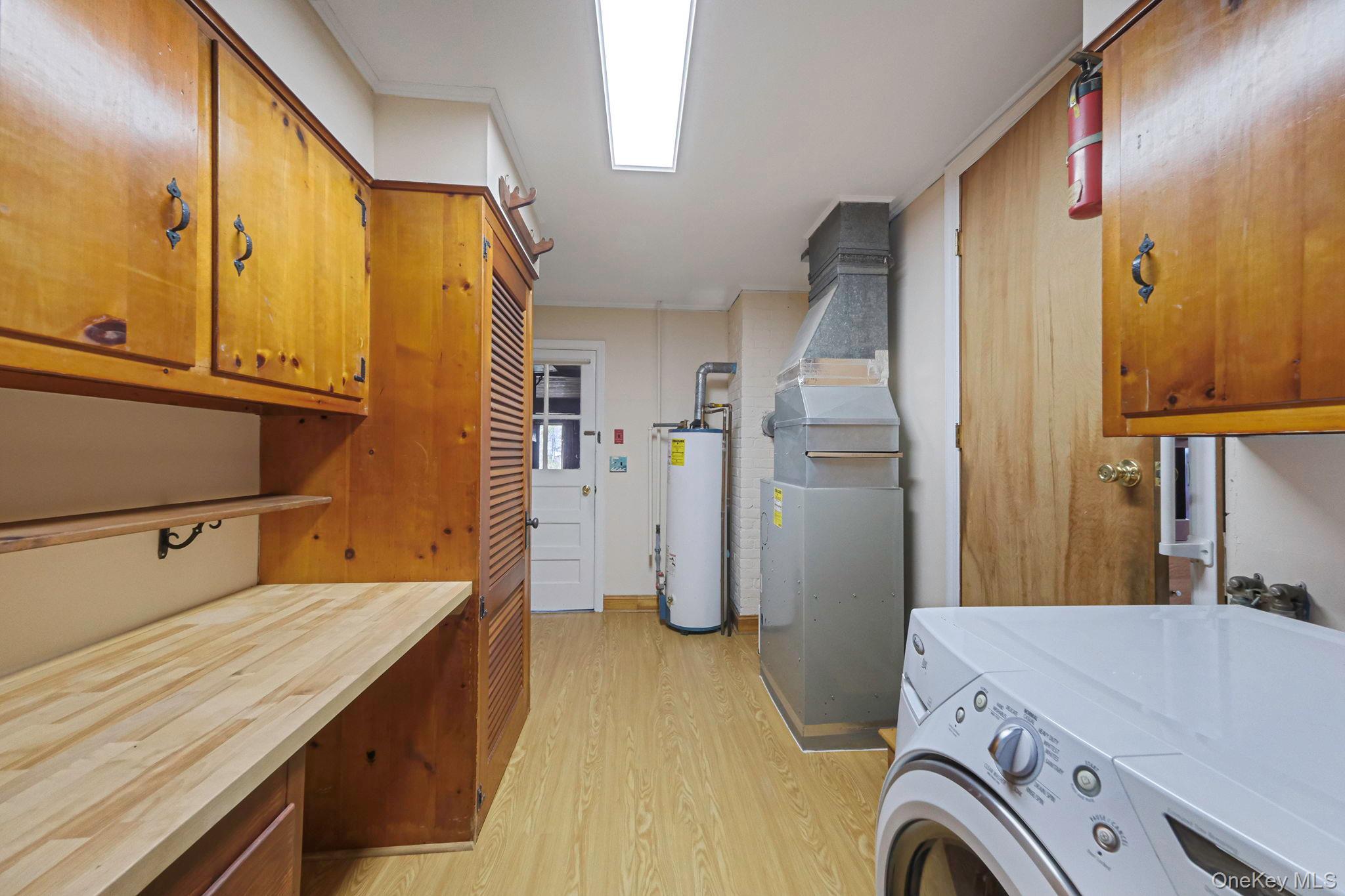 Single Family Connetquot  Suffolk County, NY 11705, MLS-984259-21