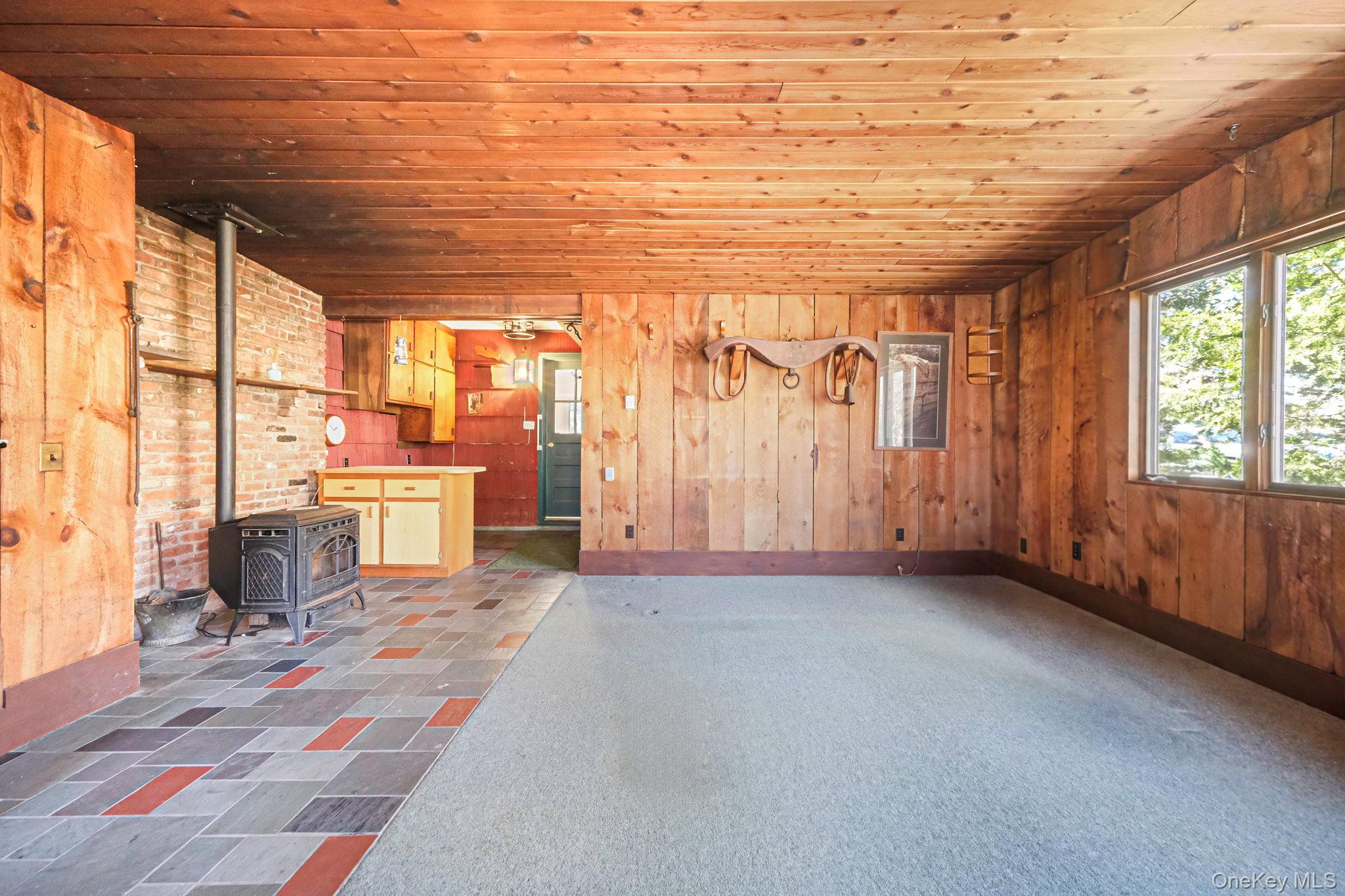 Single Family Connetquot  Suffolk County, NY 11705, MLS-984259-25