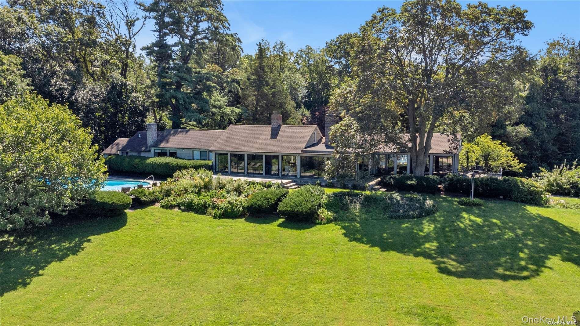 Single Family W Creek Farms Road Nassau County, NY 11050, MLS-984288-21