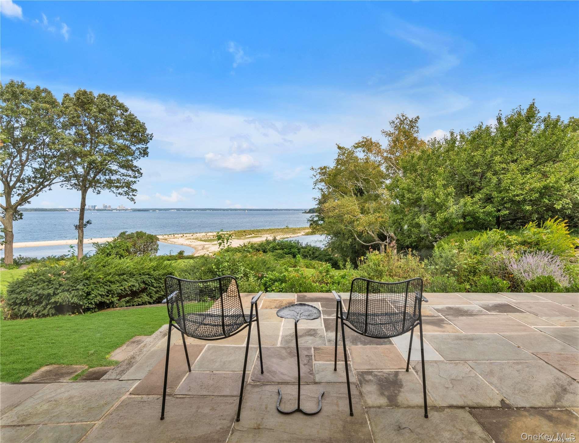 Single Family W Creek Farms Road Nassau County, NY 11050, MLS-984288-25