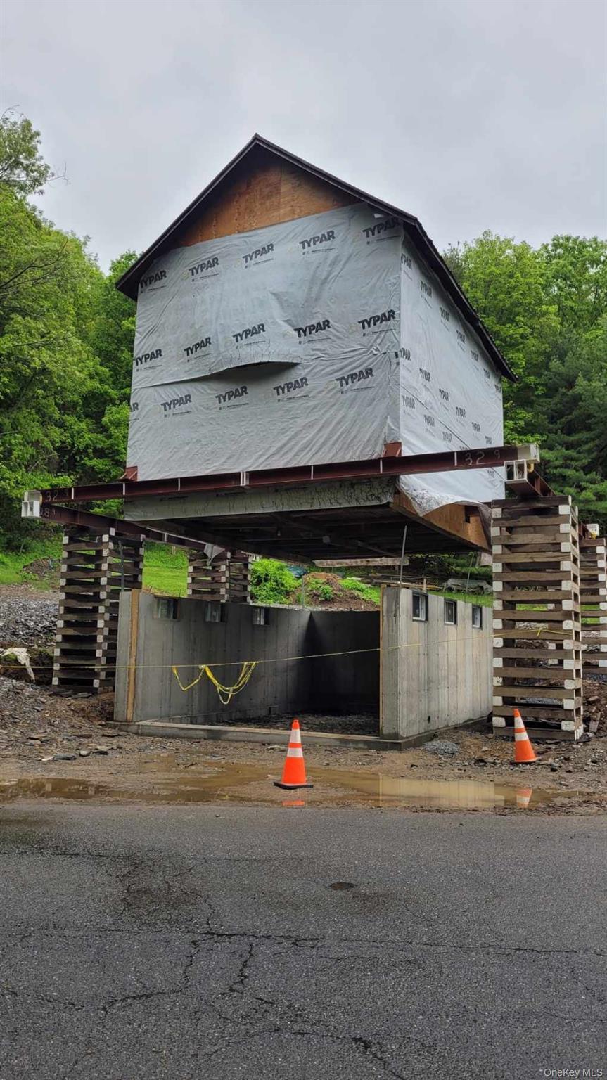 Single Family White Schoolhouse  Dutchess County, NY 12572, MLS-984293-40